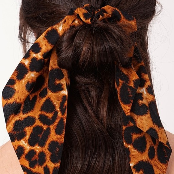 New! Leopard Print Hair Scarf Scrunchie - Picture 4 of 4